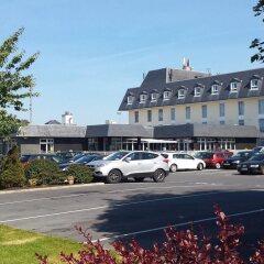 Flannerys Hotel парковка