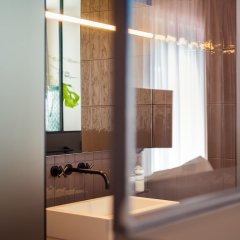 U Eat & Sleep Antwerp in Antwerp, Belgium from 208$, photos, reviews - zenhotels.com bathroom
