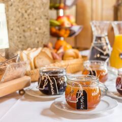 Hotel Gasthof Zum Kirchenwirt Пух-Халлайн в номере