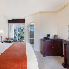 Отель Jewel Paradise Cove Adult Beach Resort & Spa удобства в номере фото 2