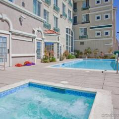 Отель Staybridge Suites Silicon Valley бассейн