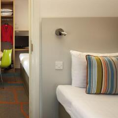 Отель ibis Styles London Excel ванная фото 2