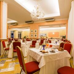 Mariano IV Palace Hotel Ористано питание