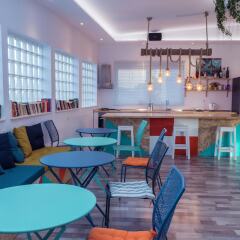ART Hostel & Apartments Тирана питание