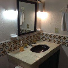 Отель Solimar Inn Suites ванная фото 2