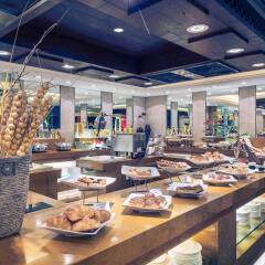 Отель Mercure Shanghai Royalton питание