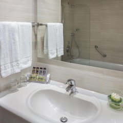 Отель Avanti Hotel Кипр, Пафос - 1 отзыв об отеле, цены и фото номеров - забронировать отель Avanti Hotel онлайн ванная фото 2