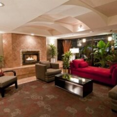 Отель Quality Hotel Downtown-Inn at False Creek Канада, Ванкувер - отзывы, цены и фото номеров - забронировать отель Quality Hotel Downtown-Inn at False Creek онлайн интерьер отеля