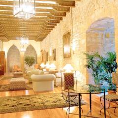 Отель Parador De Hondarribia Испания, Фуэнтеррабиа - отзывы, цены и фото номеров - забронировать отель Parador De Hondarribia онлайн интерьер отеля