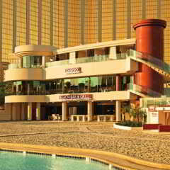 Отель Mandalay Bay Resort And Casino бассейн фото 3