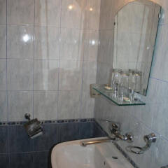 Mirana Family Hotel ванная