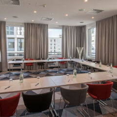 Отель Holiday Inn Express Munich City West фото 2