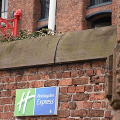 Отель Holiday Inn Express Liverpool-Albert Dock Великобритания, Ливерпуль - отзывы, цены и фото номеров - забронировать отель Holiday Inn Express Liverpool-Albert Dock онлайн парковка