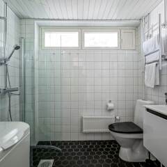 Апартаменты Forenom Serviced Apartments Espoo Tapiola ванная фото 2