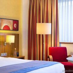 Отель Holiday Inn Amsterdam Амстердам комната для гостей фото 2