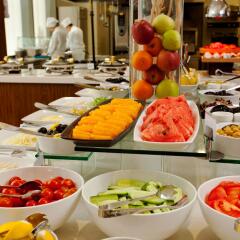 Отель Crowne Plaza Istanbul - Harbiye питание фото 2