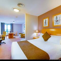 Great National South Court Hotel комната для гостей