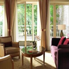 Апартаменты Marriott Executive Apartments European Quarter Брюссель комната для гостей фото 4