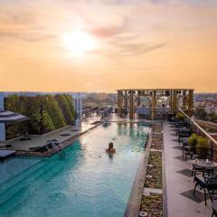 Hotel Royal Hoi An - MGallery by Sofitel бассейн