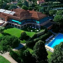 Отель Guest House Golf Club Padova Италия, Региональный парк Colli Euganei - отзывы, цены и фото номеров - забронировать отель Guest House Golf Club Padova онлайн бассейн фото 3
