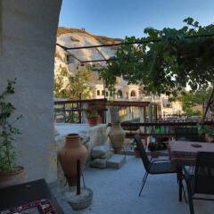 Melek Cave Hotel балкон