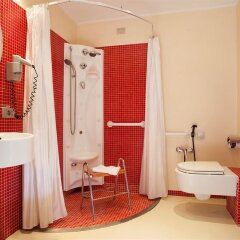 Отель La Griffe Roma MGallery by Sofitel Италия, Рим - 5 отзывов об отеле, цены и фото номеров - забронировать отель La Griffe Roma MGallery by Sofitel онлайн ванная фото 2