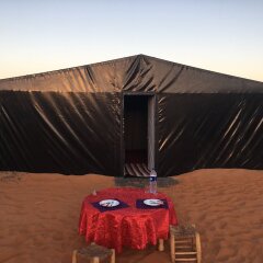 Отель Camp Under Stars - Adults Only Марокко, Мерзуга - отзывы, цены и фото номеров - забронировать отель Camp Under Stars - Adults Only онлайн балкон