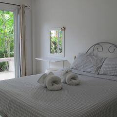 Отель Charlie's Bungalow Таиланд, Ко Сичанг - отзывы, цены и фото номеров - забронировать отель Charlie's Bungalow онлайн комната для гостей фото 4