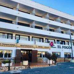 Отель Hostal Sorbas бассейн