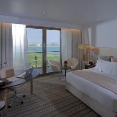Отель Crowne Plaza Abu Dhabi Yas Island комната для гостей фото 2