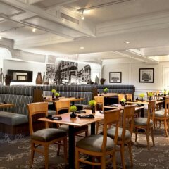Отель International Hotel Calgary Канада, Калгари - отзывы, цены и фото номеров - забронировать отель International Hotel Calgary онлайн питание