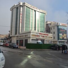 Отель Hill Suites парковка