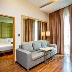 Отель V Residence Bangkok Бангкок фото 13