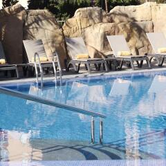 Отель Sandos Monaco Beach Hotel & Spa - Только для взрослых - Все включено Испания, Бенидорм - отзывы, цены и фото номеров - забронировать отель Sandos Monaco Beach Hotel & Spa - Только для взрослых - Все включено онлайн бассейн фото 3
