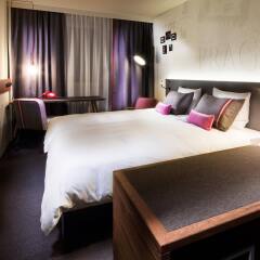 Отель pentahotel Liège Бельгия, Льеж - 1 отзыв об отеле, цены и фото номеров - забронировать отель pentahotel Liège онлайн комната для гостей фото 2