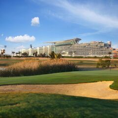 The Meydan Hotel спортивное сооружение