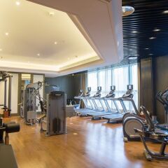 Отель Golden Tulip Suzhou Residence фитнесс-зал