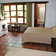 Naif Boutique Hotel & Gallery in Antigua Guatemala, Guatemala from 101$, photos, reviews - zenhotels.com guestroom photo 4
