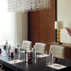 Апартаменты Marriott Executive Apartments Dubai, Al Jaddaf гостиничный бар