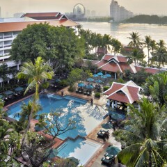 Отель Anantara Riverside Bangkok Resort Таиланд, Бангкок - отзывы, цены и фото номеров - забронировать отель Anantara Riverside Bangkok Resort онлайн бассейн фото 2