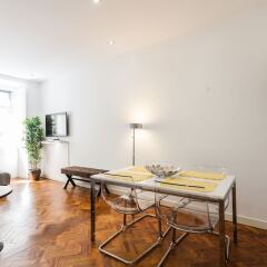 Апартаменты Apartment in Historic Center - Lisbon Core комната для гостей