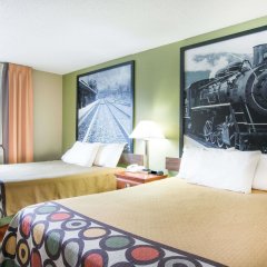 Super 8 by Wyndham Beckley in Beckley, United States of America from 72$, photos, reviews - zenhotels.com guestroom photo 3