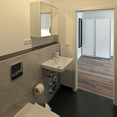 Отель Eco Smart Apartments Nürnberg Süd Германия, Нюрнберг - отзывы, цены и фото номеров - забронировать отель Eco Smart Apartments Nürnberg Süd онлайн ванная