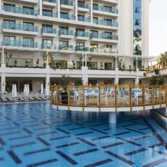 Отель La Grande Resort & Spa - All Inclusive бассейн фото 3