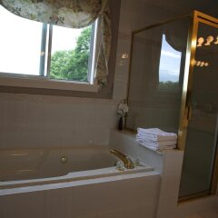 Отель Camilla House B&B Канада, Ванкувер - отзывы, цены и фото номеров - забронировать отель Camilla House B&B онлайн спа