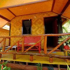 Отель Bulan Bungalow Lanta бассейн