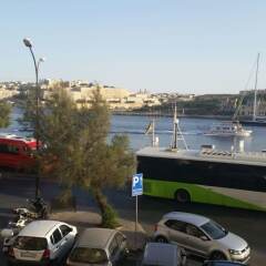 Отель Sliema Strand Мальта, Слима - отзывы, цены и фото номеров - забронировать отель Sliema Strand онлайн парковка