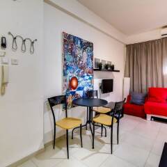 Central Apartment next to Dizengoff St. Израиль, Тель-Авив - отзывы, цены и фото номеров - забронировать отель Central Apartment next to Dizengoff St. онлайн комната для гостей фото 3