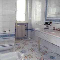 Отель B&B La Meridiana Италия, Монтезильвано - отзывы, цены и фото номеров - забронировать отель B&B La Meridiana онлайн ванная