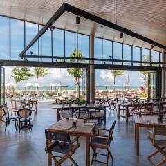 Отель La Vela Khao Lak гостиничный бар